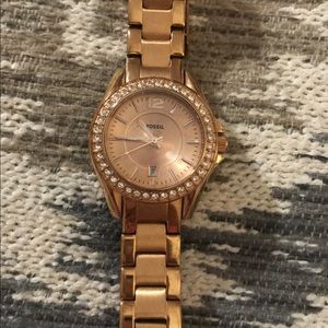 Ladies Fossil watch Rose Gold in color es2889